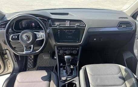 Volkswagen Tiguan II, 2020 год, 2 766 000 рублей, 15 фотография