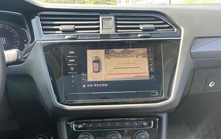 Volkswagen Tiguan II, 2020 год, 2 766 000 рублей, 13 фотография