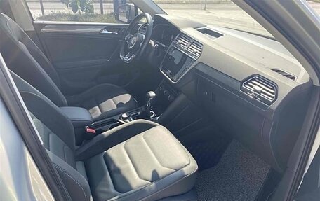 Volkswagen Tiguan II, 2020 год, 2 766 000 рублей, 16 фотография