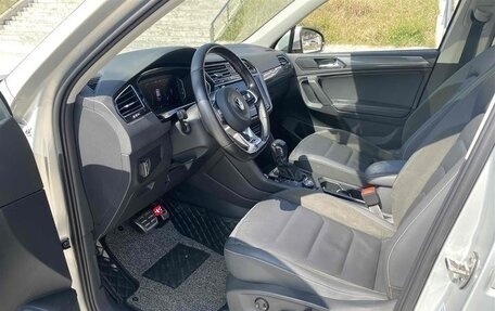 Volkswagen Tiguan II, 2020 год, 2 766 000 рублей, 10 фотография