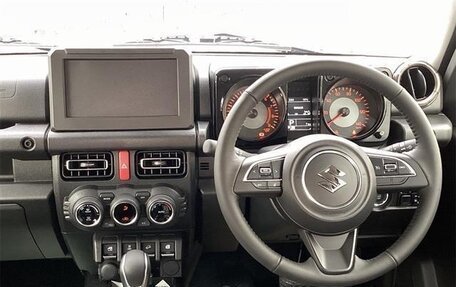 Suzuki Jimny, 2021 год, 1 290 000 рублей, 16 фотография