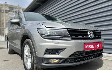 Volkswagen Tiguan II, 2020 год, 2 990 000 рублей, 3 фотография