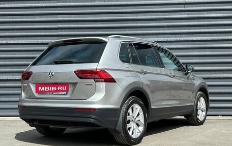 Volkswagen Tiguan II, 2020 год, 2 990 000 рублей, 16 фотография