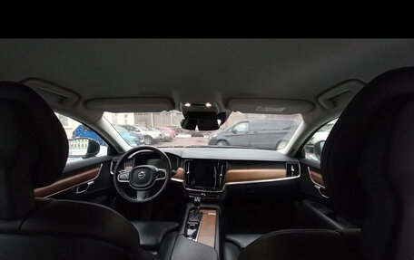 Volvo S90 II рестайлинг, 2017 год, 2 800 000 рублей, 4 фотография