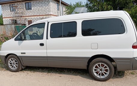 Hyundai Starex I рестайлинг, 2007 год, 600 000 рублей, 2 фотография