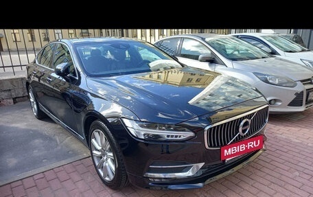 Volvo S90 II рестайлинг, 2017 год, 2 800 000 рублей, 5 фотография