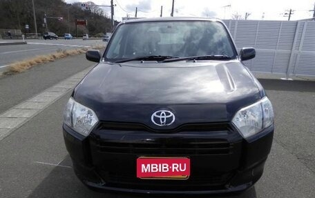 Toyota Probox I, 2022 год, 935 000 рублей, 2 фотография