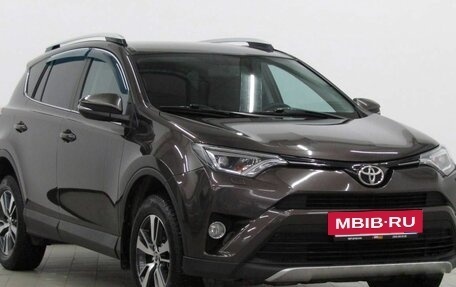 Toyota RAV4, 2018 год, 2 550 000 рублей, 7 фотография