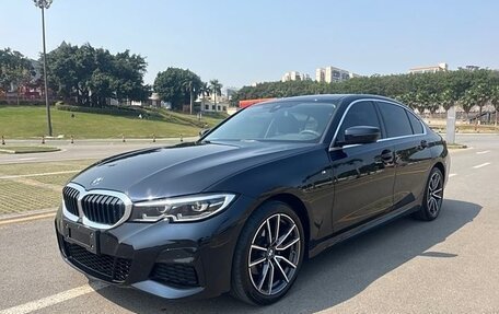 BMW 3 серия, 2022 год, 3 300 000 рублей, 1 фотография