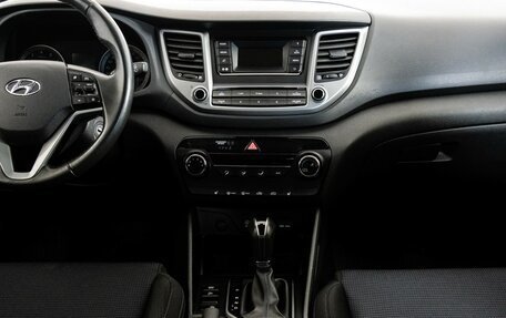 Hyundai Tucson III, 2018 год, 2 025 000 рублей, 14 фотография