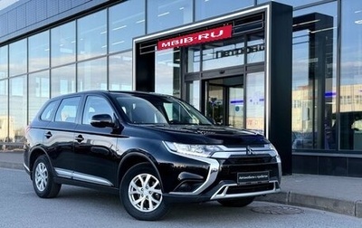 Mitsubishi Outlander III рестайлинг 3, 2019 год, 1 950 000 рублей, 1 фотография