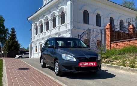 Skoda Fabia II, 2011 год, 655 000 рублей, 2 фотография