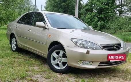 Toyota Camry V40, 2005 год, 1 790 000 рублей, 5 фотография