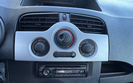 Renault Kangoo II рестайлинг, 2011 год, 795 000 рублей, 10 фотография