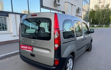 Renault Kangoo II рестайлинг, 2011 год, 795 000 рублей, 3 фотография