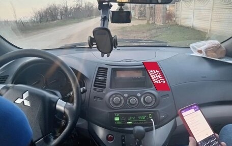Mitsubishi Grandis, 2005 год, 830 000 рублей, 11 фотография