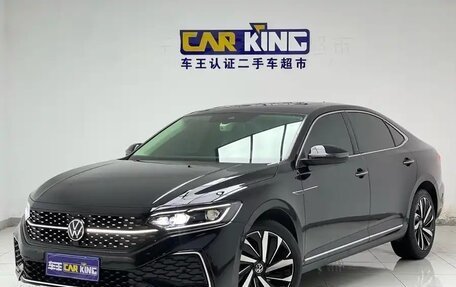 Volkswagen Passat B8 рестайлинг, 2021 год, 2 395 000 рублей, 3 фотография
