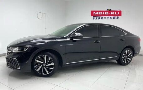 Volkswagen Passat B8 рестайлинг, 2021 год, 2 395 000 рублей, 2 фотография