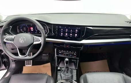 Volkswagen Passat B8 рестайлинг, 2021 год, 2 395 000 рублей, 15 фотография