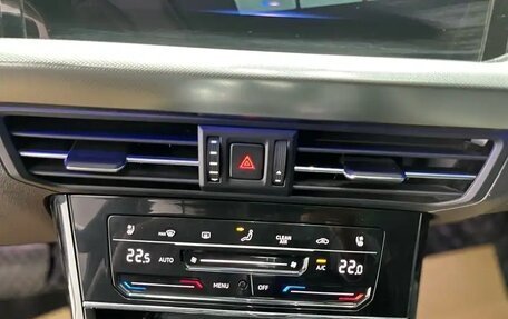 Volkswagen Passat B8 рестайлинг, 2021 год, 2 395 000 рублей, 16 фотография