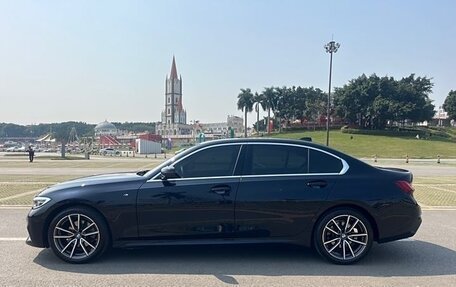 BMW 3 серия, 2022 год, 3 300 000 рублей, 6 фотография