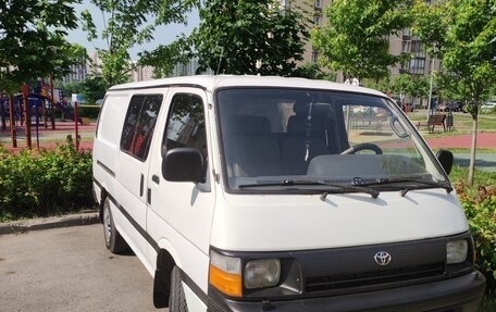 Toyota HiAce H100, 1994 год, 500 000 рублей, 4 фотография