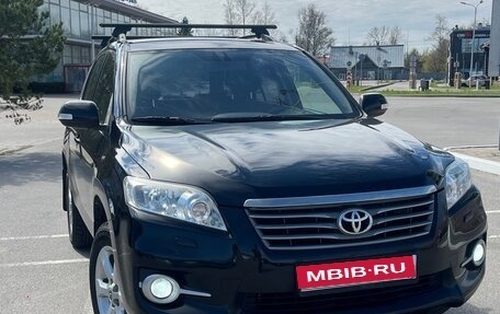 Toyota RAV4, 2011 год, 1 350 000 рублей, 1 фотография