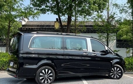 Mercedes-Benz Vito, 2023 год, 4 790 000 рублей, 6 фотография