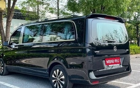 Mercedes-Benz Vito, 2023 год, 4 790 000 рублей, 10 фотография