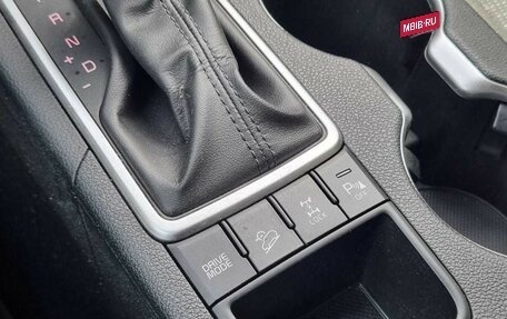 KIA Sportage IV рестайлинг, 2019 год, 1 900 000 рублей, 15 фотография