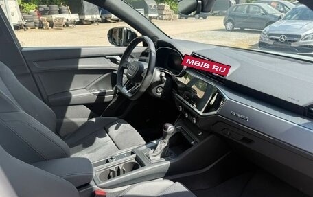 Audi Q3, 2023 год, 4 965 275 рублей, 9 фотография