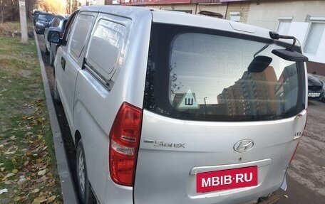 Hyundai Grand Starex Grand Starex I рестайлинг 2, 2008 год, 620 070 рублей, 4 фотография