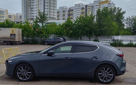 Mazda 3, 2021 год, 1 725 000 рублей, 2 фотография