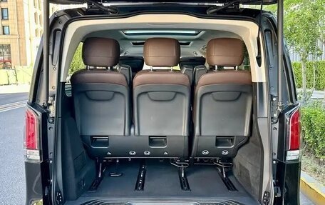Mercedes-Benz V-Класс, 2024 год, 9 340 000 рублей, 15 фотография