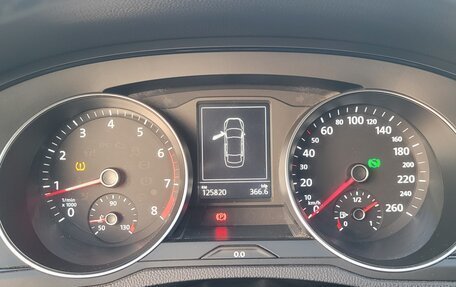 Volkswagen Passat B8 рестайлинг, 2016 год, 1 600 000 рублей, 9 фотография