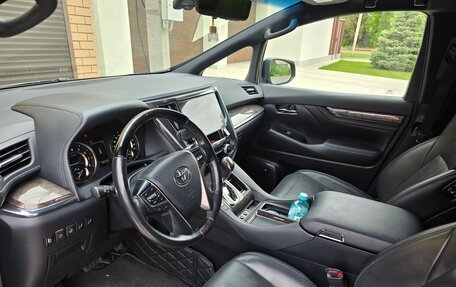 Toyota Alphard III, 2019 год, 6 800 000 рублей, 7 фотография