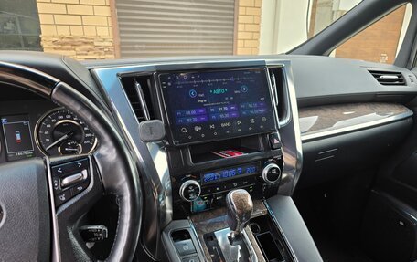 Toyota Alphard III, 2019 год, 6 800 000 рублей, 8 фотография