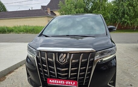 Toyota Alphard III, 2019 год, 6 800 000 рублей, 2 фотография