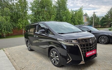 Toyota Alphard III, 2019 год, 6 800 000 рублей, 3 фотография