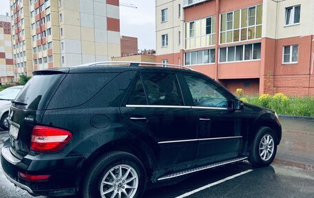 Mercedes-Benz M-Класс, 2011 год, 2 420 000 рублей, 3 фотография