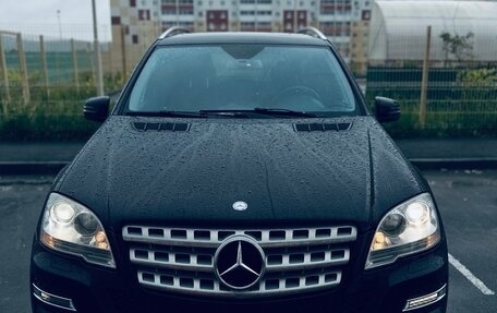 Mercedes-Benz M-Класс, 2011 год, 2 420 000 рублей, 2 фотография