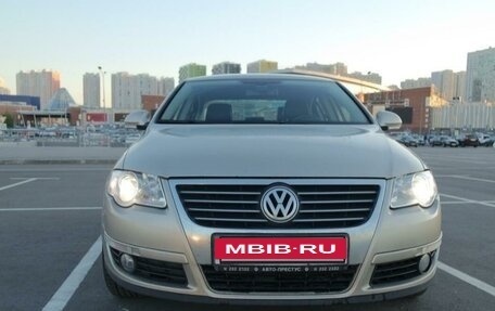 Volkswagen Passat B6, 2007 год, 690 000 рублей, 3 фотография