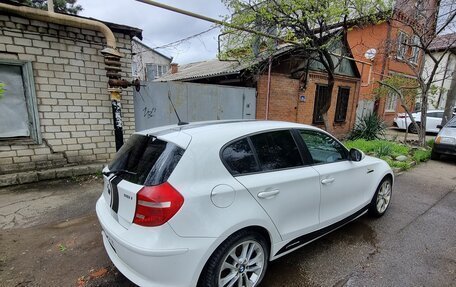 BMW 1 серия, 2011 год, 850 000 рублей, 3 фотография