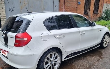 BMW 1 серия, 2011 год, 850 000 рублей, 4 фотография