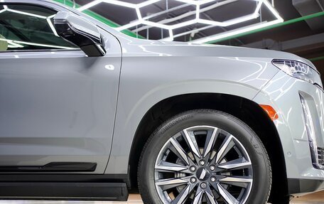 Cadillac Escalade V, 2021 год, 18 000 000 рублей, 9 фотография