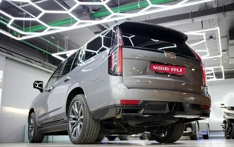 Cadillac Escalade V, 2021 год, 18 000 000 рублей, 6 фотография