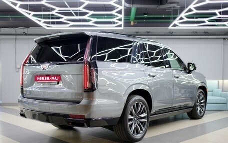 Cadillac Escalade V, 2021 год, 18 000 000 рублей, 3 фотография