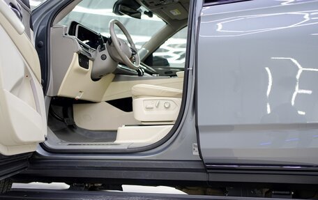 Cadillac Escalade V, 2021 год, 18 000 000 рублей, 22 фотография
