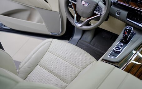Cadillac Escalade V, 2021 год, 18 000 000 рублей, 34 фотография