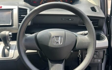 Honda Freed I, 2011 год, 800 000 рублей, 6 фотография